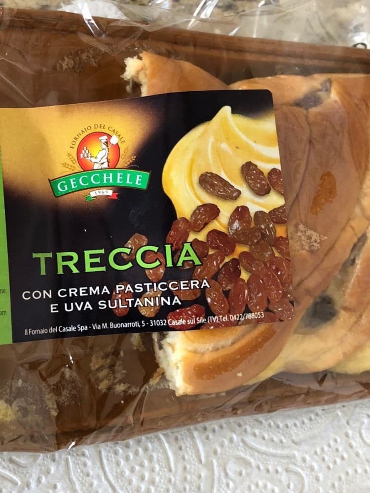 Treccia kolač 300 g ili 400 g Akcija u trgovini Kaufland