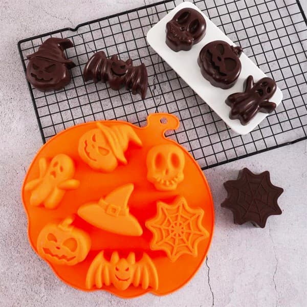 Silikonski kalup za pečenje kostur Halloween 1 kom Akcija u trgovini Interspar