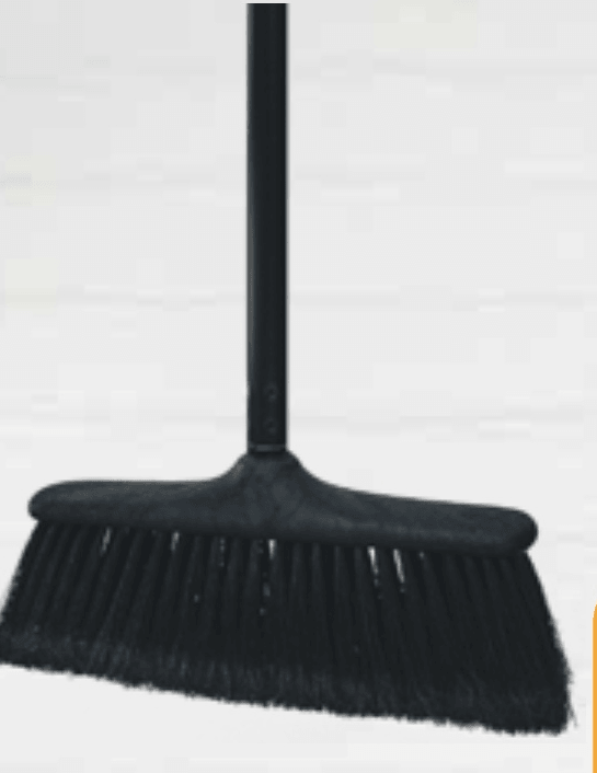 Sobna metla s držalom - Akcija u trgovini KTC