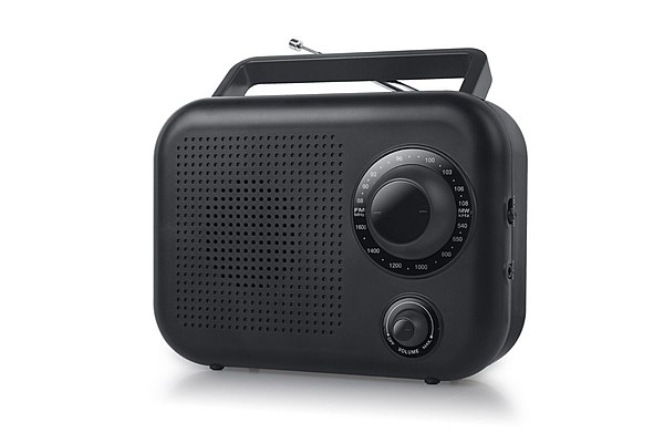 Radio uređaj New One R-210 - Akcija u trgovini KTC