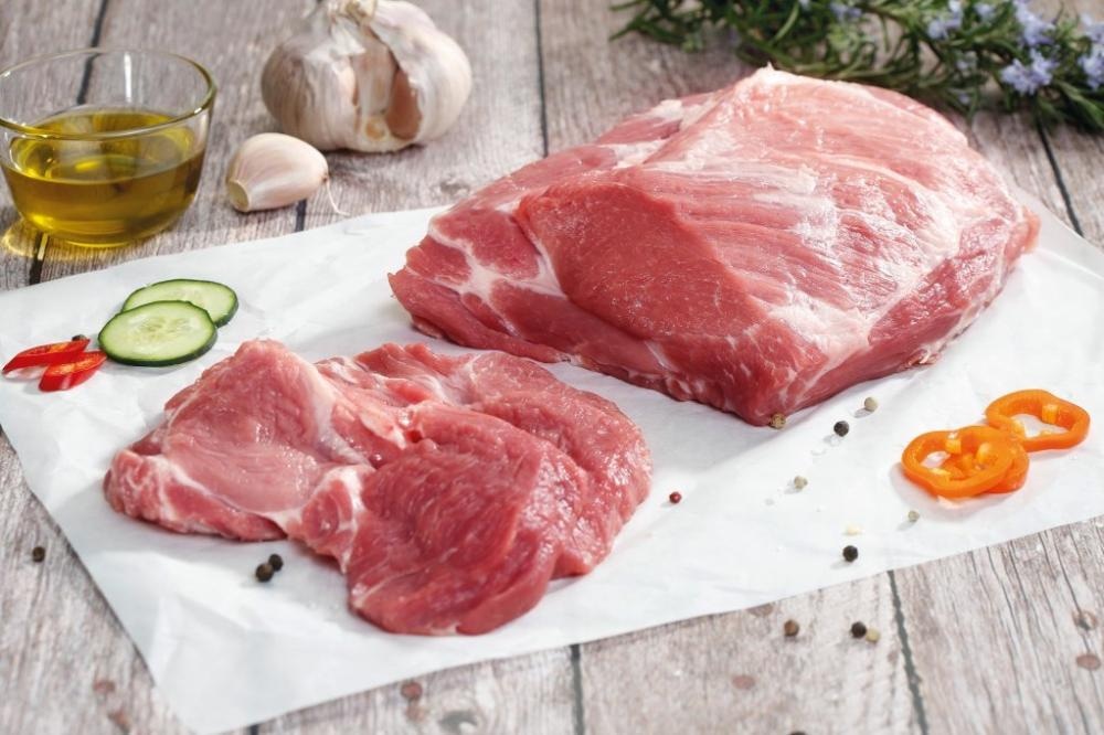 Svinjski vrat s kostima 1 kg - Akcija u trgovini Kaufland