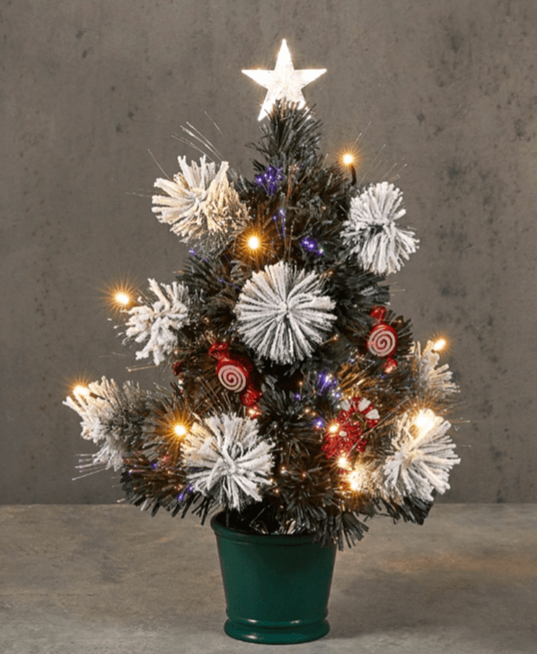 Umjetno božićno drvce - Akcija u trgovini Bauhaus