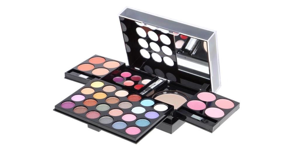 Dekorativna kozmetika i setovi - Akcija u trgovini Bipa