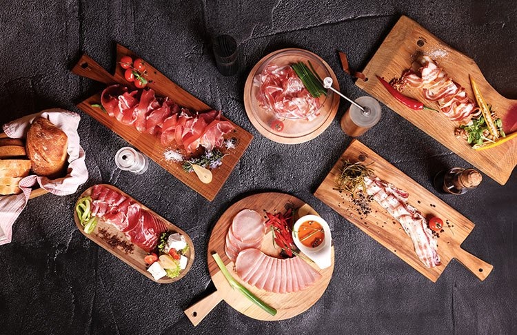 Odabrani asortiman suhomesnatih narezak Mijukić - Akcija u trgovini Ribola