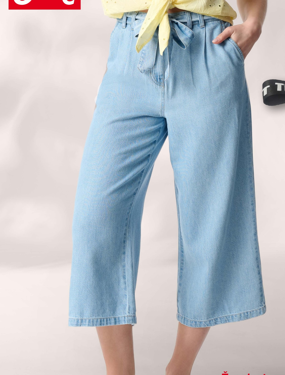 Ženske traperice vel. 36-46 - Akcija u trgovini Kik