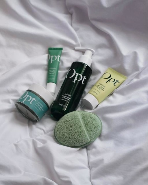 Opt Optimals Hydra Radiance krema lagane teksture 50 ml - Akcija u trgovini Oriflame