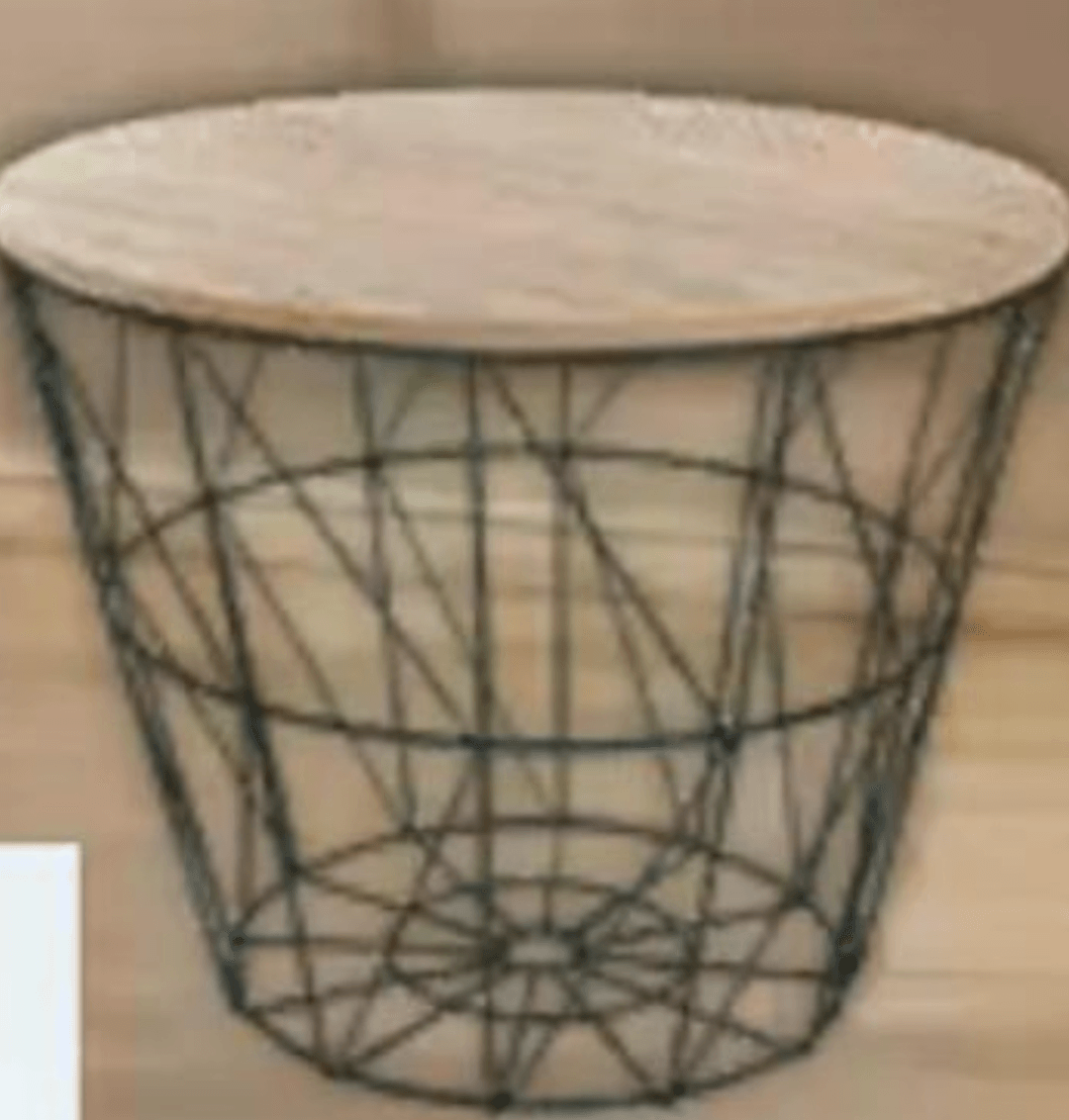 Klub stolić KUMI - Akcija u trgovini Pevex