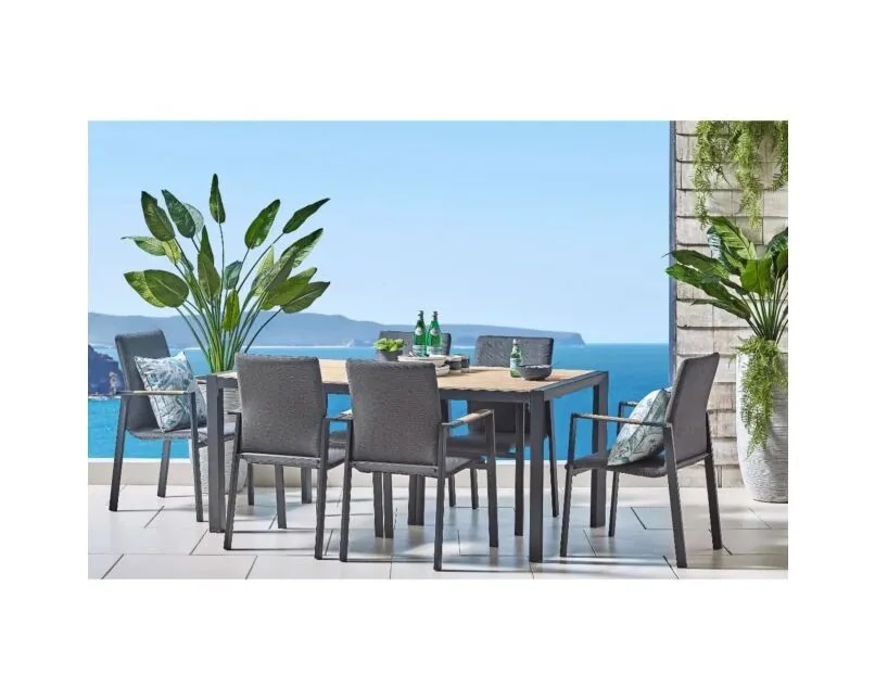 Razvlačni stol ISOLA - Akcija u trgovini Harvey Norman