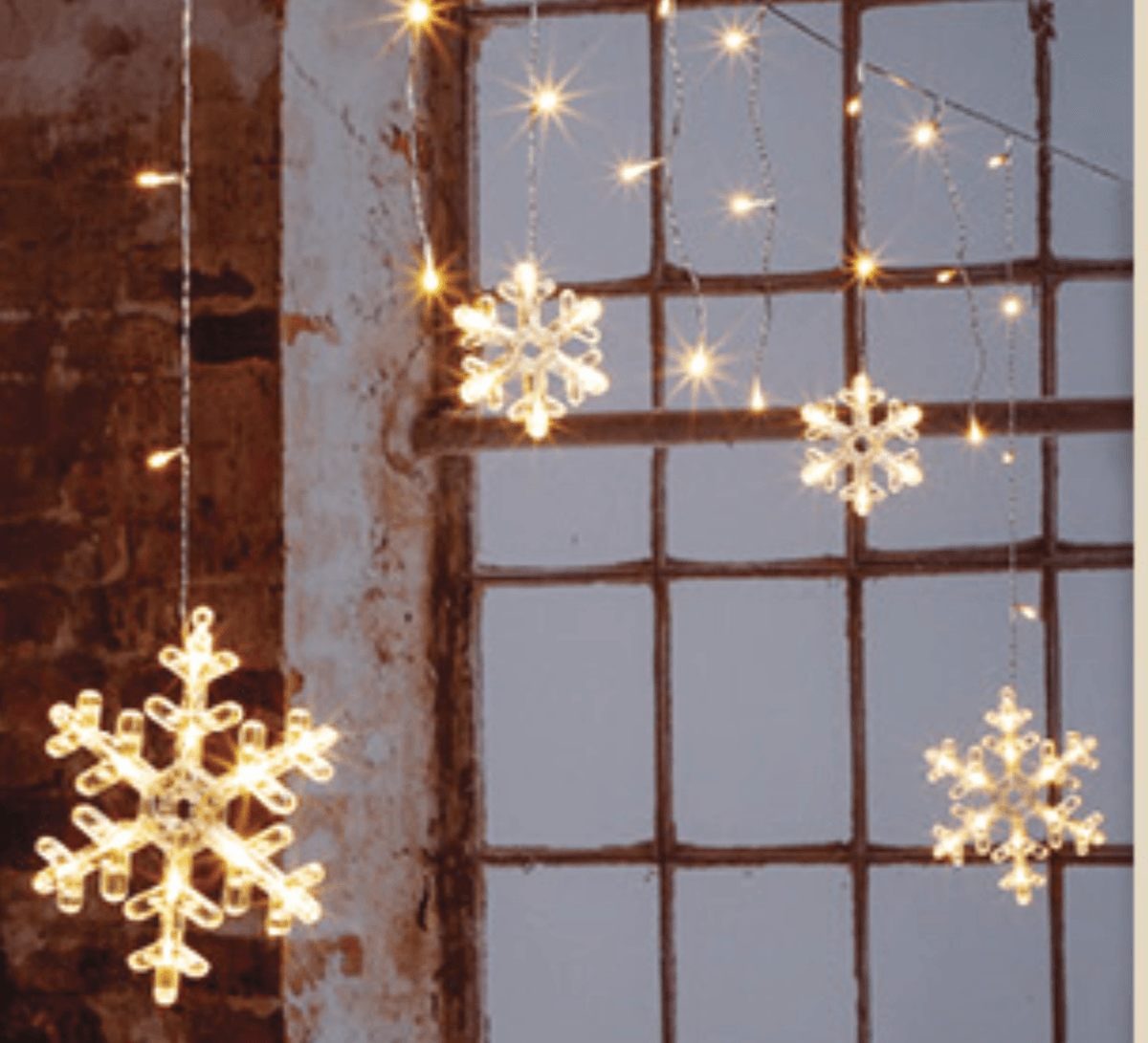 LED lampice zavjesa pahulje - Akcija u trgovini Konzum