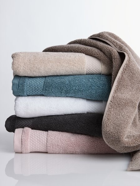 KRONBORG NORA ručnik 70x140 cm KRONBORG OF DENMARK - Akcija u trgovini Jysk