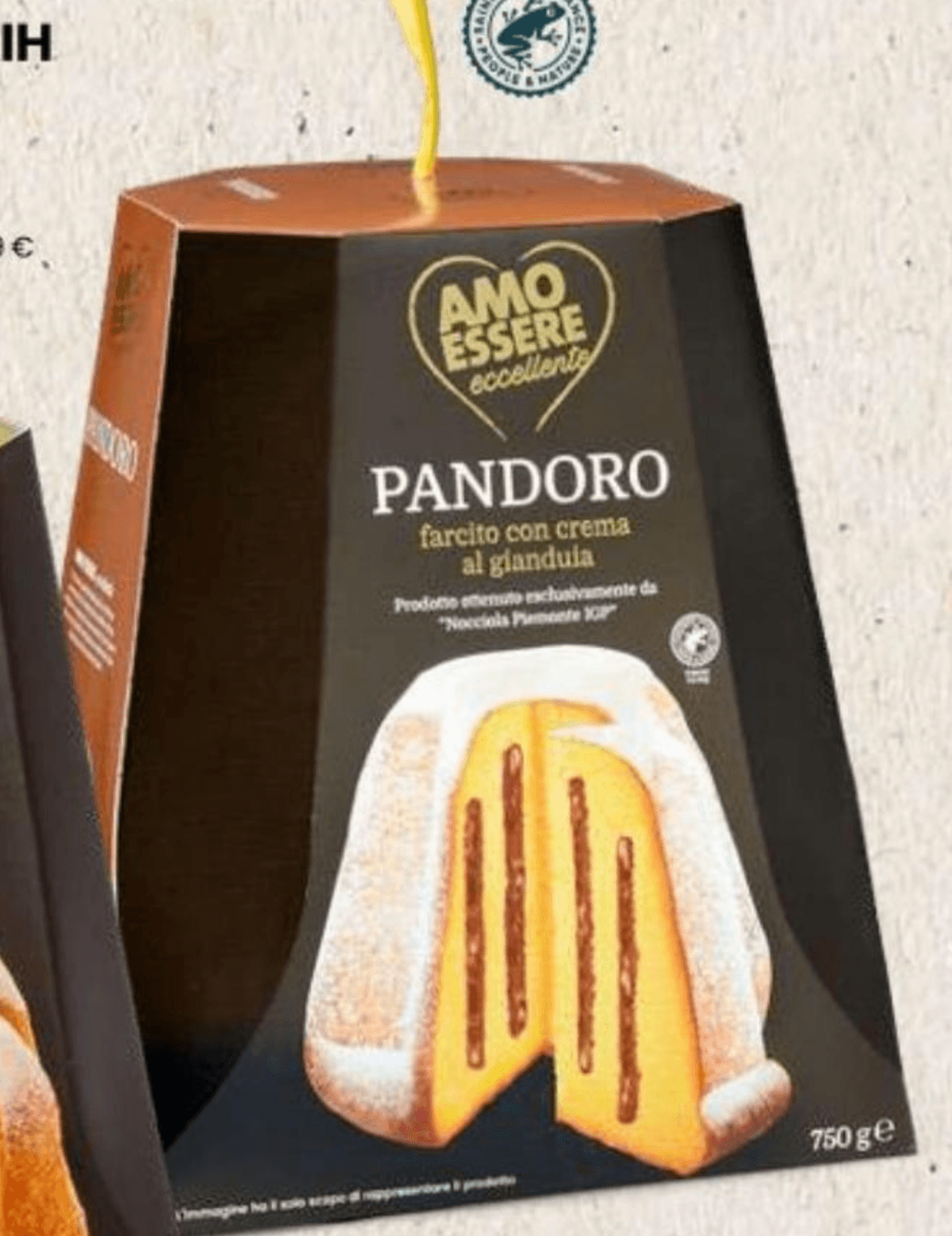 Pandoro punjen kremom lješnjaka 750 g AMO ESSERE - Akcija u trgovini Eurospin