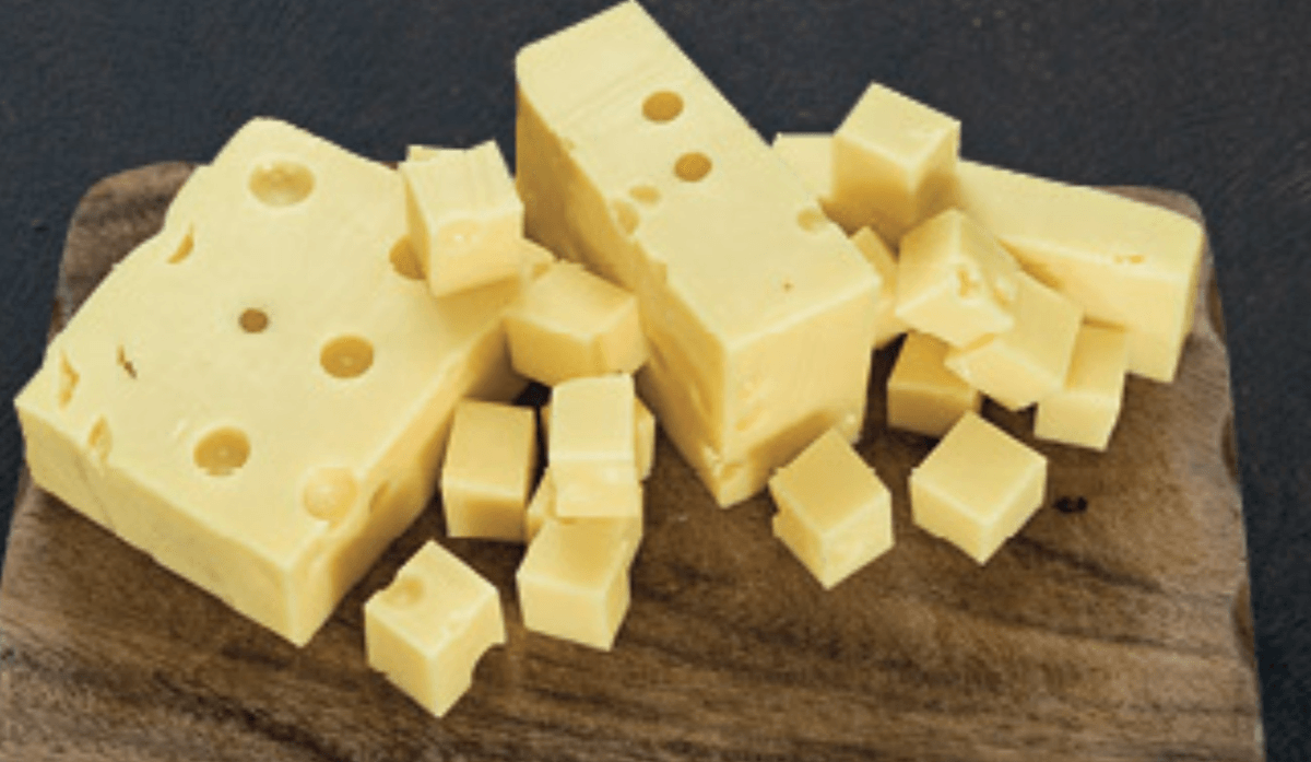 Spomlek Ementaler sir 1kg - Akcija u trgovini Konzum