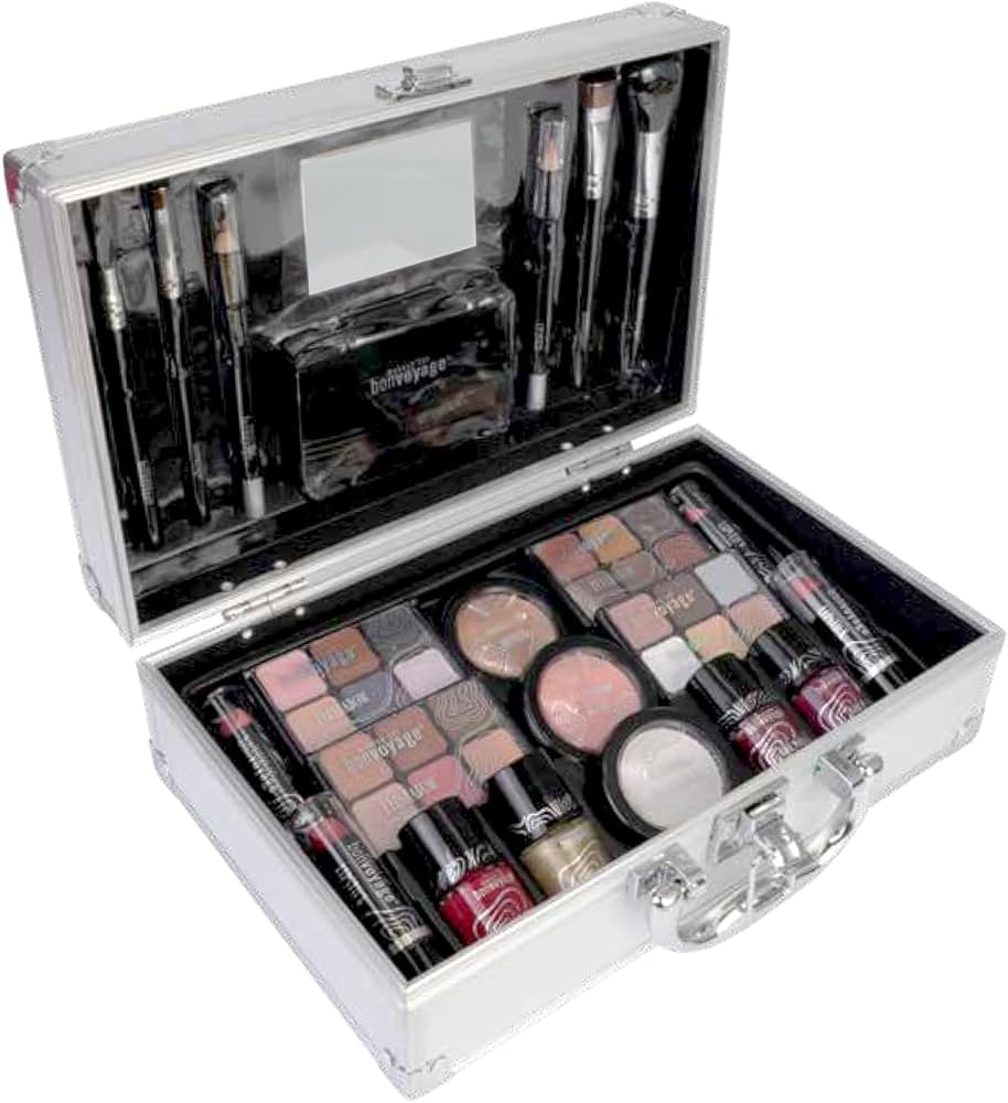 Bon Voyage make up kofer 1 kom. - Akcija u trgovini Dm