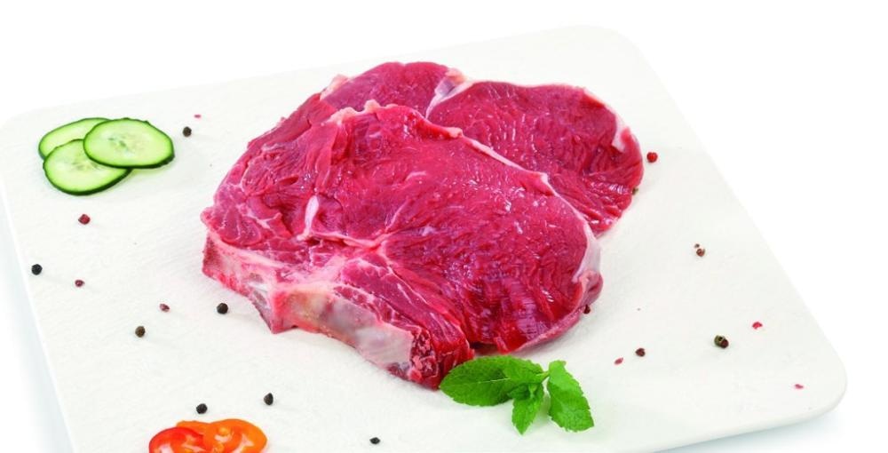 Juneća leđa s kosti 1 kg - Akcija u trgovini Spar