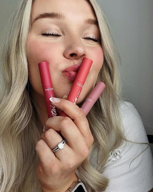 The ONE Stain & Stay marker za usne Chili 2,5 g - Akcija u trgovini Oriflame