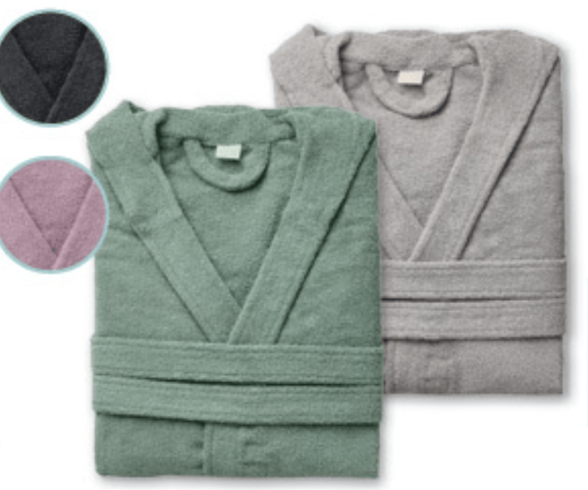 Kupaonski ogrtač 1 kom - Akcija u trgovini Konzum