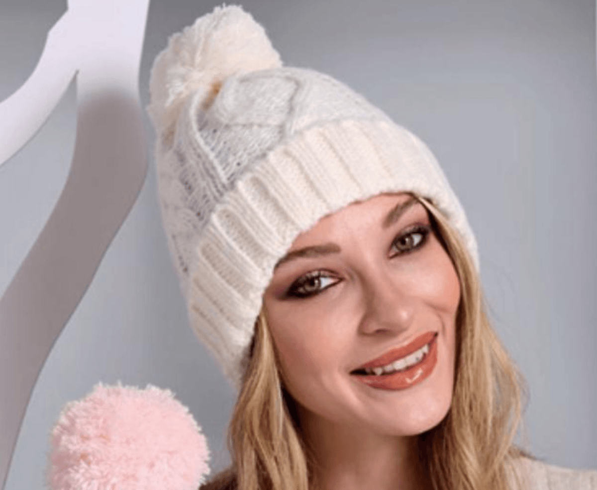 Poklon pakiranje ženska kapa - Akcija u trgovini Interspar