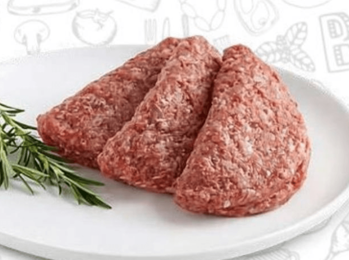 Pljeskavica s sirom i pancetom 450 g - Akcija u trgovini Eurospin