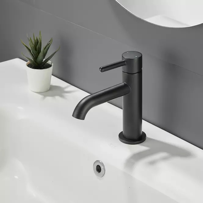 ILMA SLAVINA - Akcija u trgovini Merkury