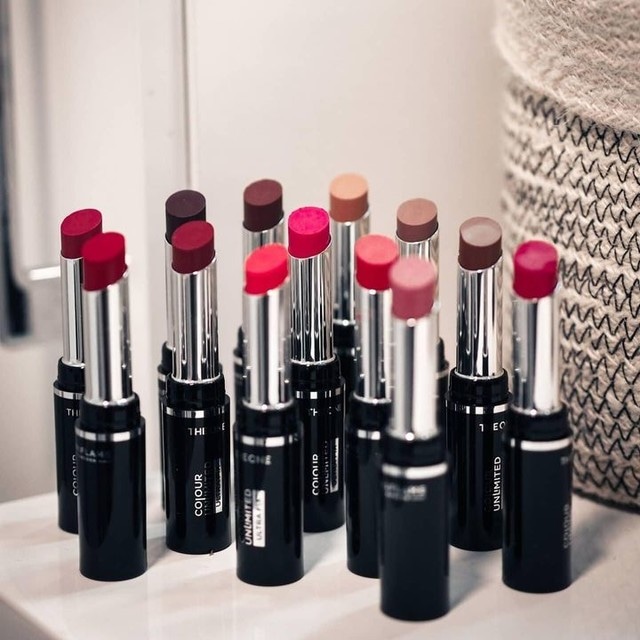 The ONE Colour Unlimited Ultra Fix ruž za usne 41796 Ultra Taupe 3,5 g - Akcija u trgovini Oriflame