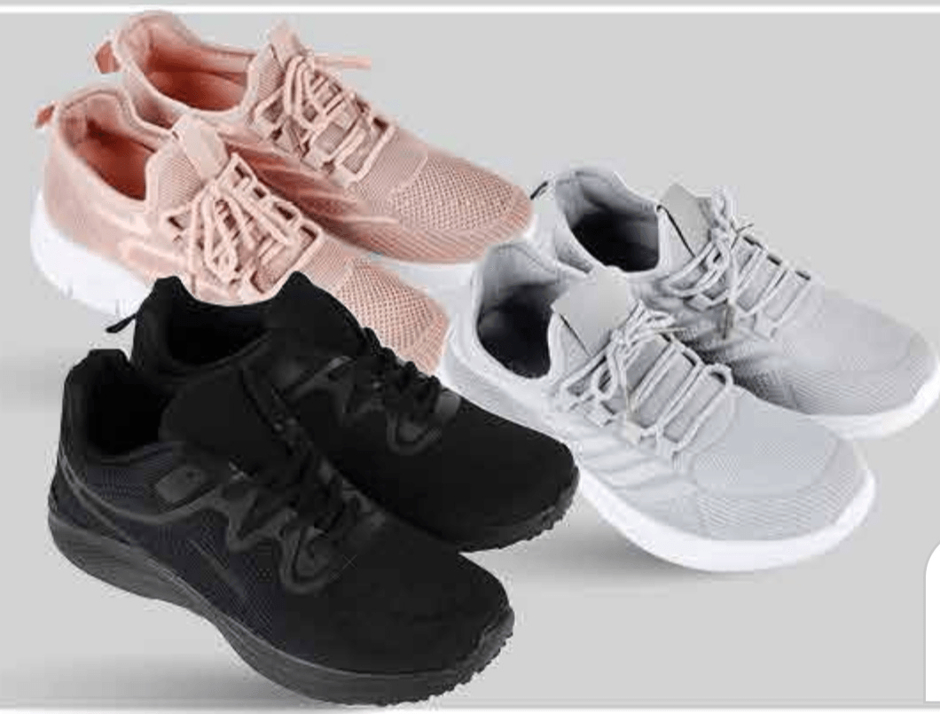 Tenisice - Akcija u trgovini Plodine