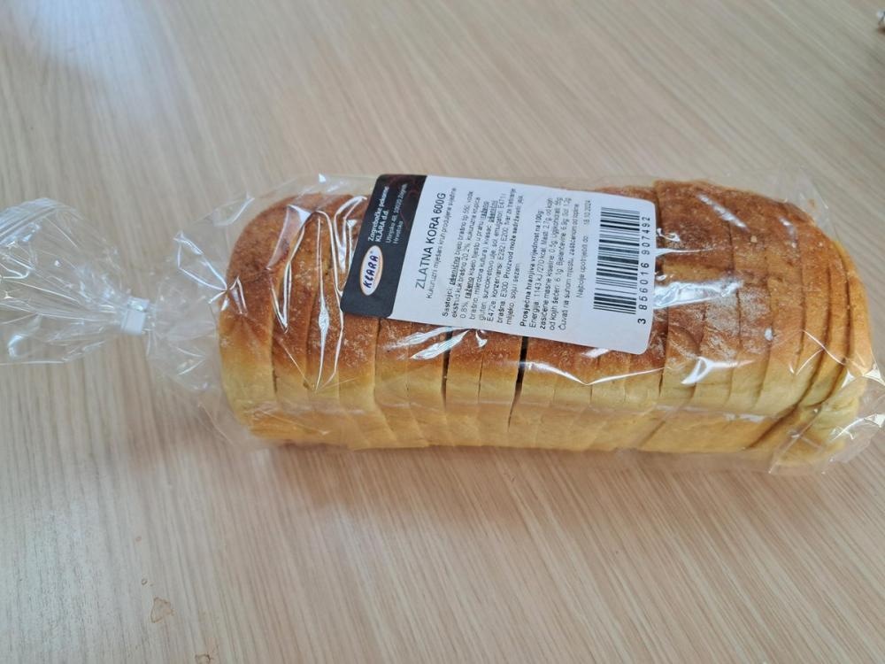 Kukuruzni miješani kruh Klara 600 g - Akcija u trgovini KTC
