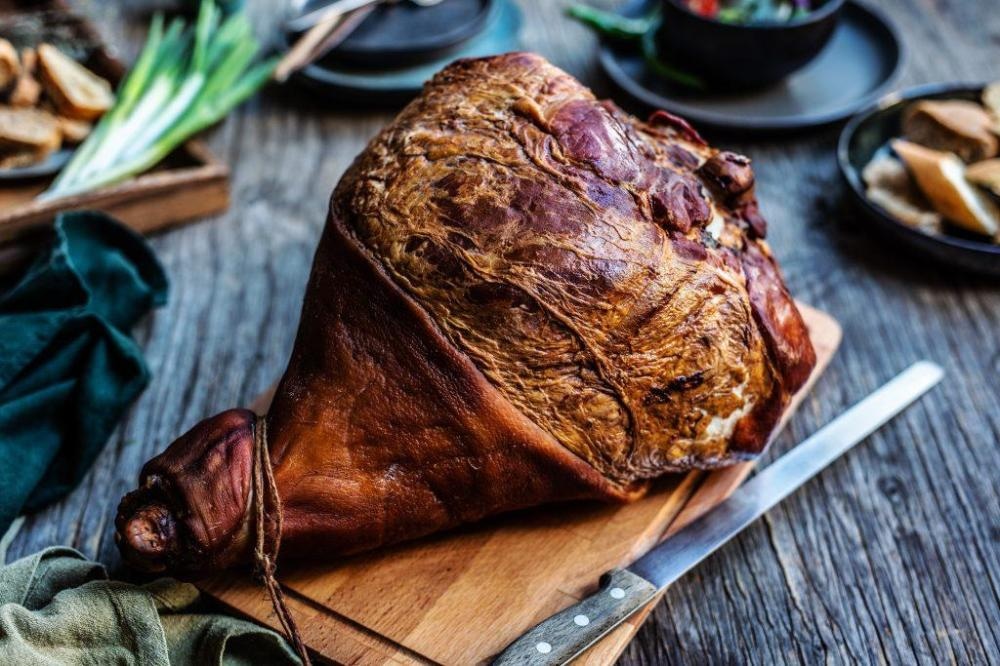 Pečena plećka sk 1 kg KUDELIĆ - Akcija u trgovini Kaufland