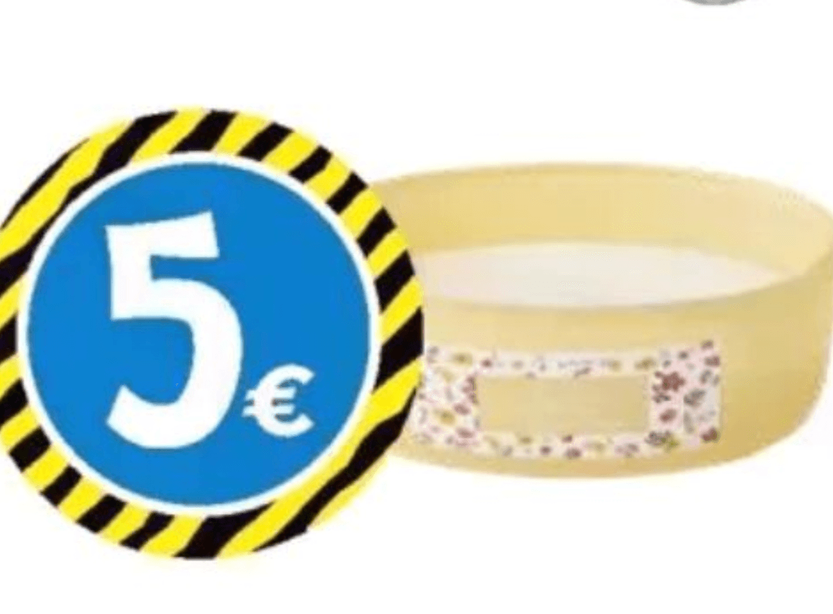 Mirisna svijeća - Akcija u trgovini Tedi