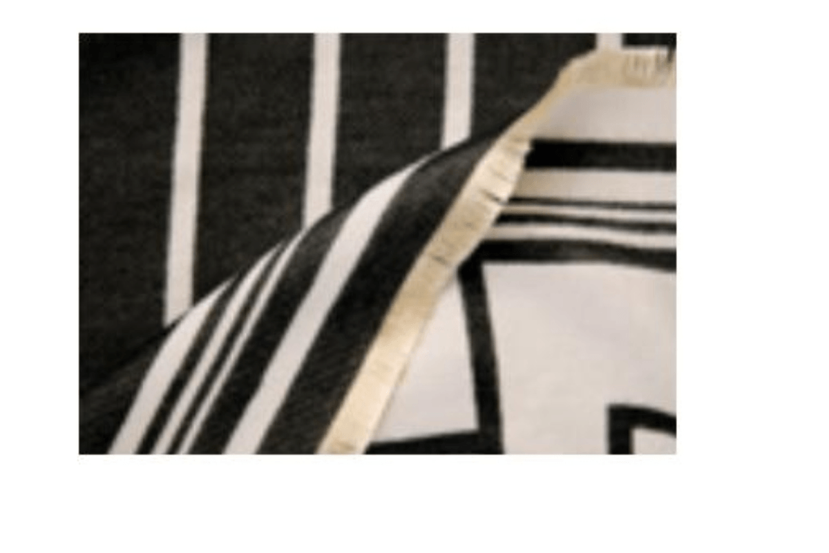 Layers Of You šal 184 x 72 cm - Akcija u trgovini Oriflame