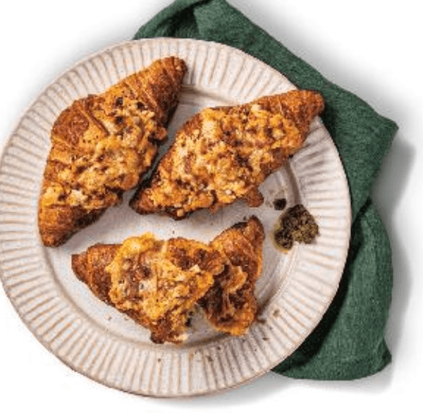 Kroasan s pestom, rajčicom i sirom 110 g - Akcija u trgovini Kaufland