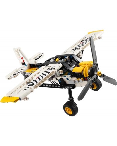 LEGO Avion s propelerom