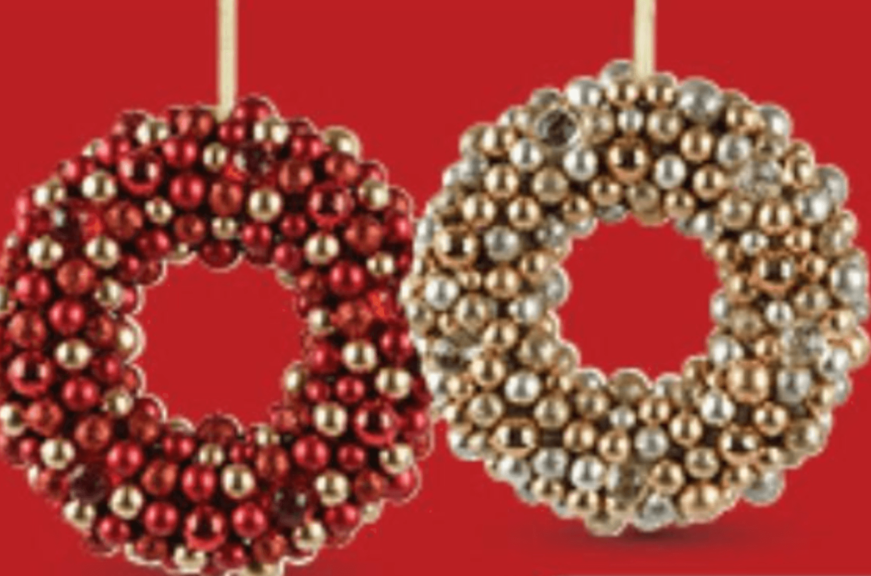 Božićni vijenac s perlama