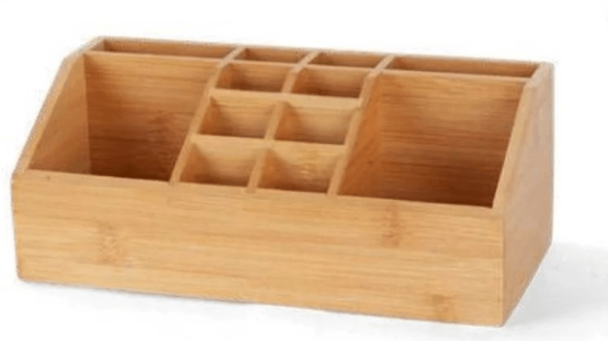 Organizator šminke - Akcija u trgovini Eurospin