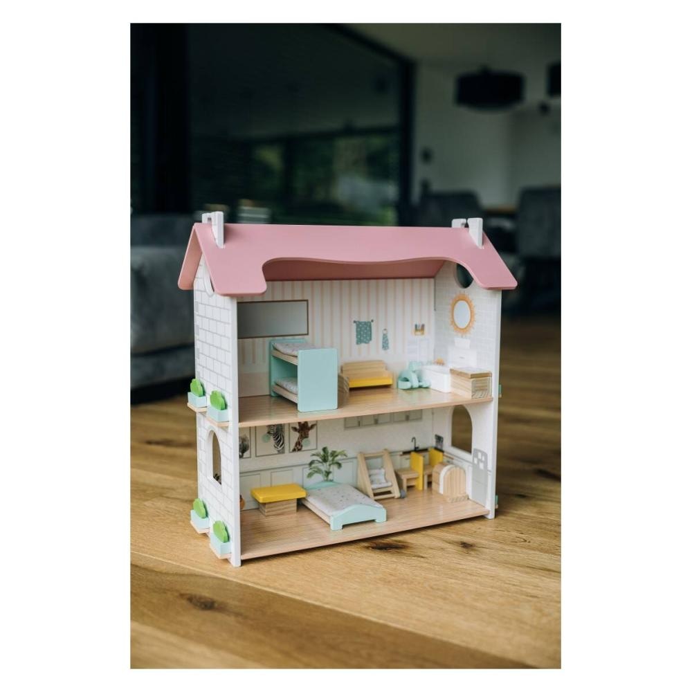 Free to play kućica sa namještajem