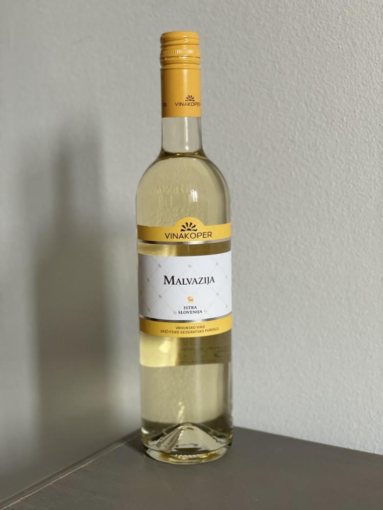 Malvasia Bijelo vino Lux 0.75L - Akcija u trgovini Kaufland