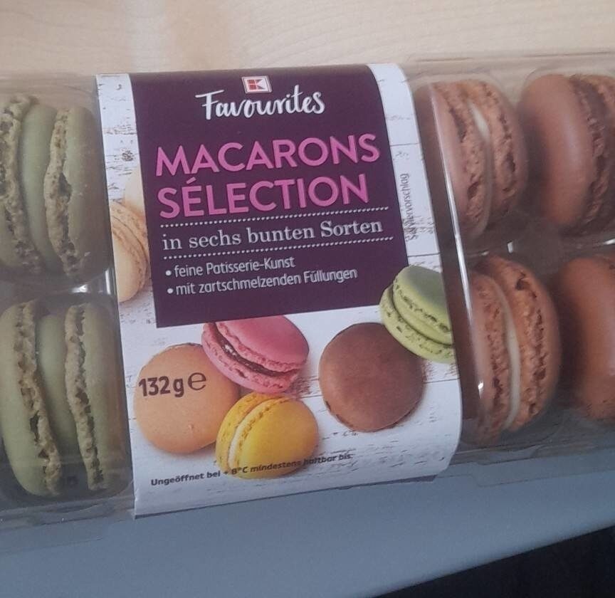 Favourites Macarons Selection