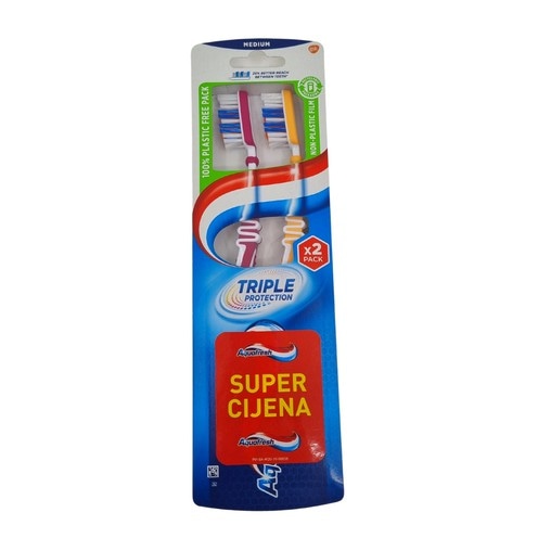 Aquafresh četkice za zube Triple Protection 2 kom. - Akcija u trgovini Dm