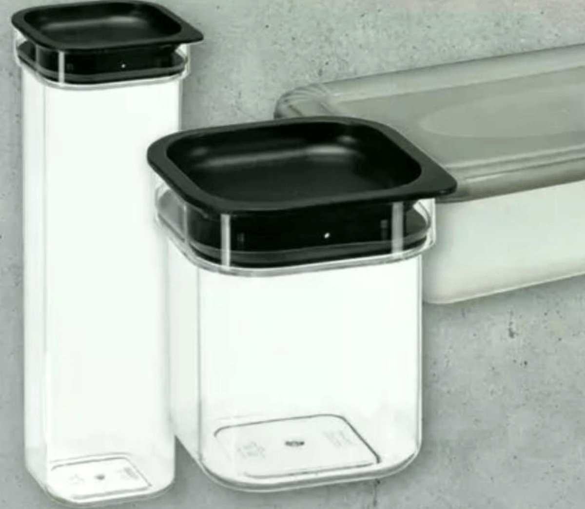 Posuda ili doza za hranu - Akcija u trgovini Plodine