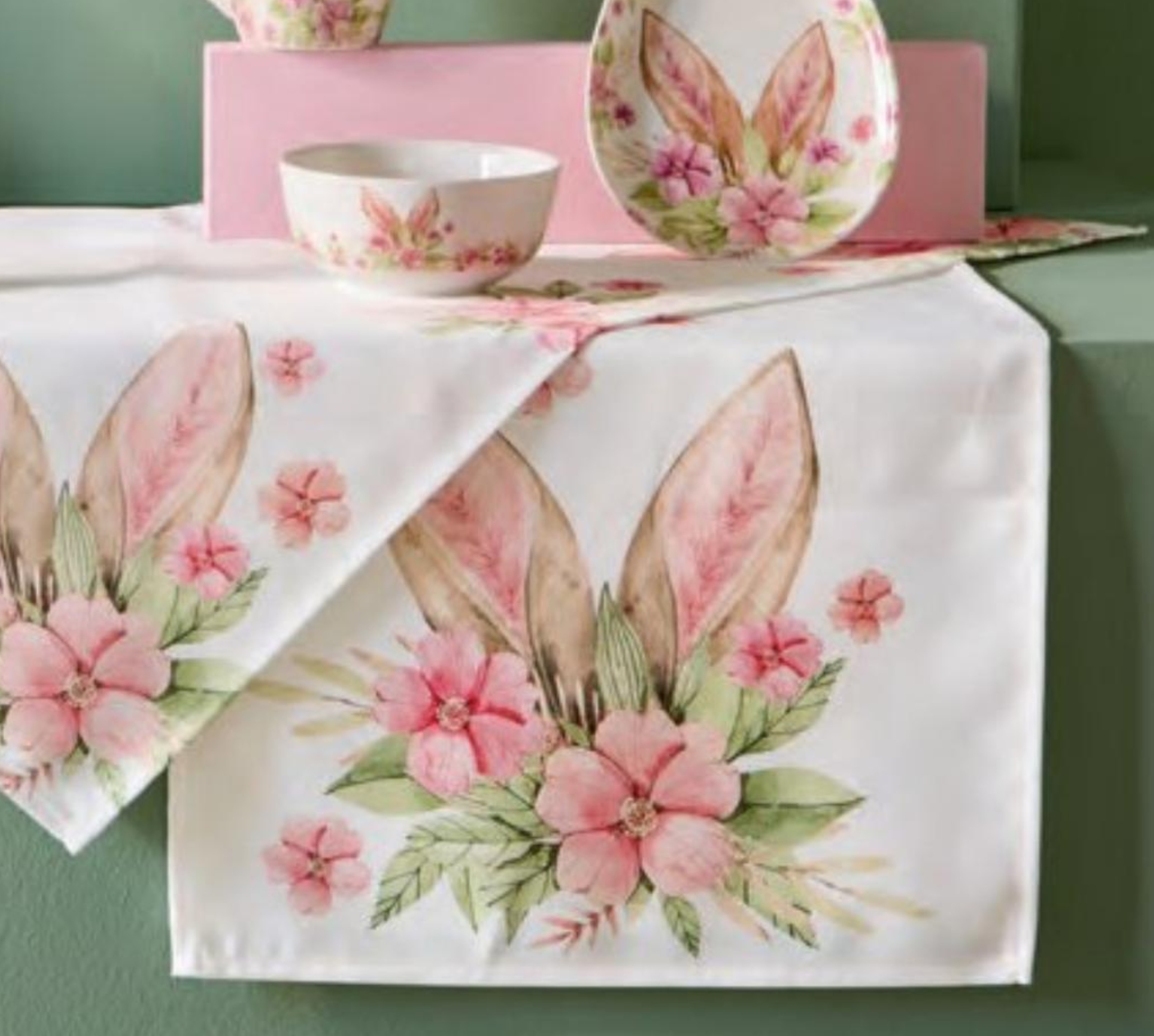 Uskrsni nadstolnjak - Akcija u trgovini NKD