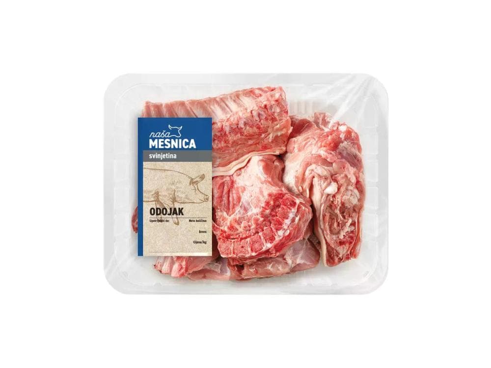Mesnica svježi mladi odojak cca 2.3 kg Akcija u trgovini Lidl