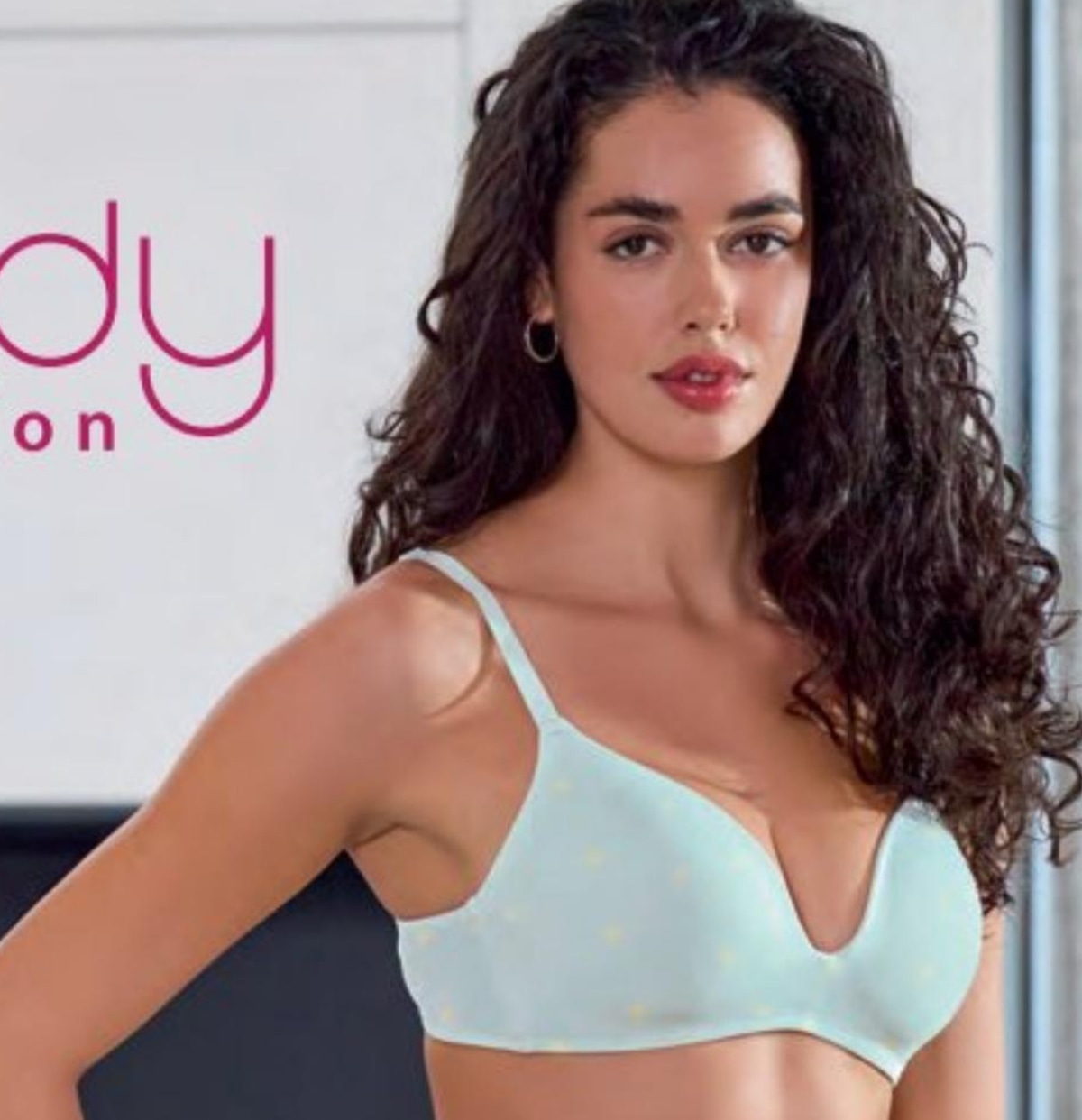 Mekani grudnjak - Akcija u trgovini NKD