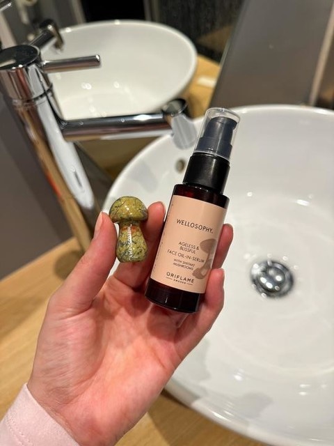 Wellosophy Ageless & Blissful uljni serum za lice 30 ml - Akcija u trgovini Oriflame