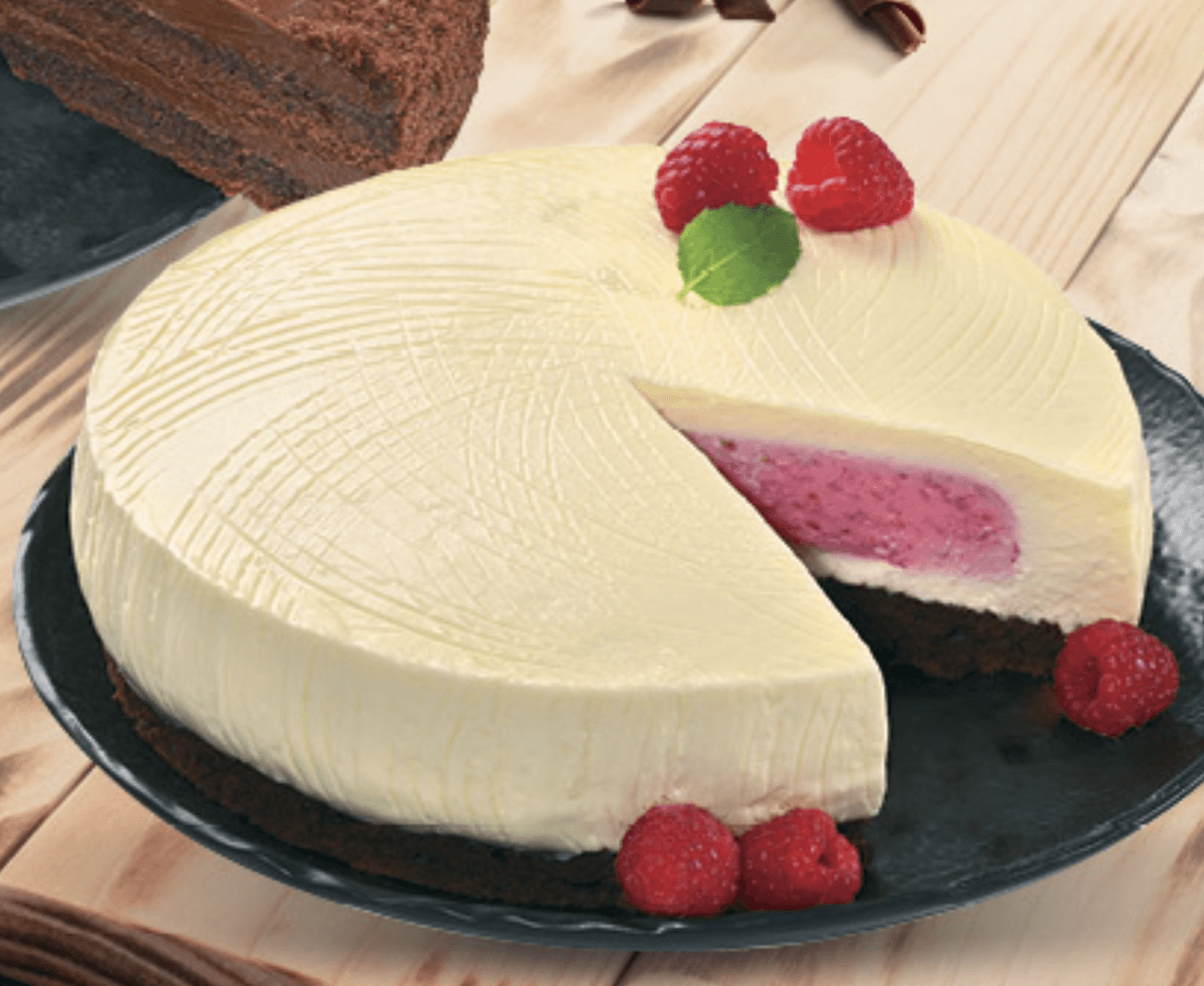 Special Moments Torta s malinama i bijelom čokoladom 1kg - Akcija u trgovini Konzum